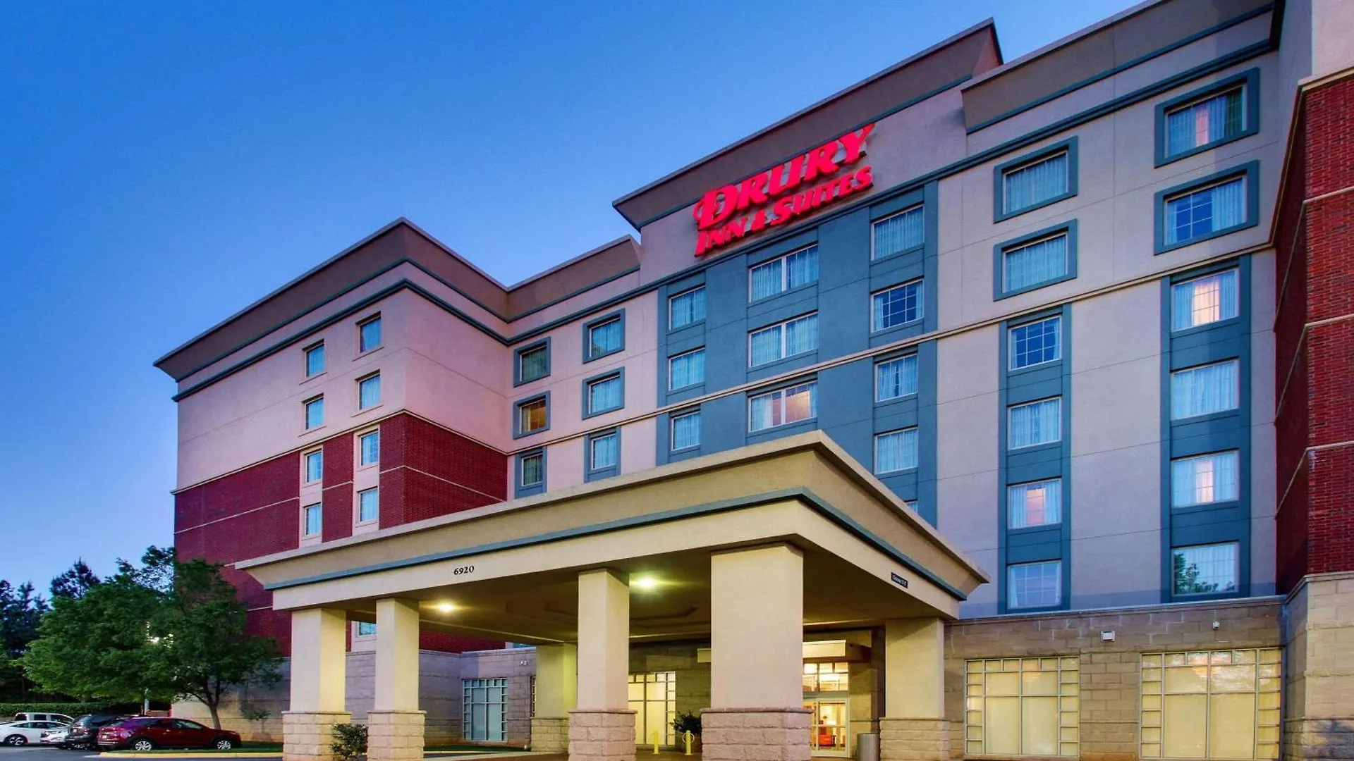 *** Hotel Drury Inn & Suites Charlotte Northlake United States