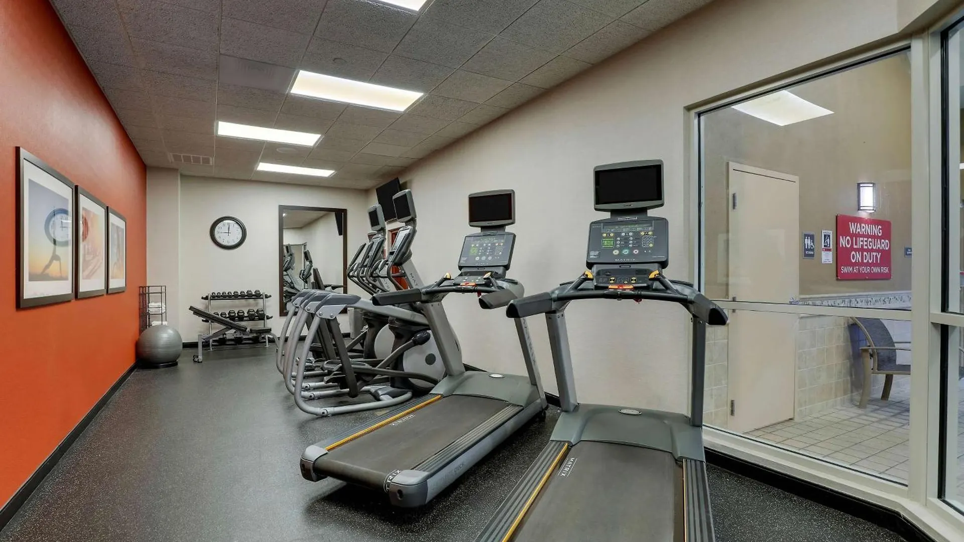Drury Inn & Suites Charlotte Northlake Hotel
