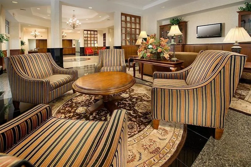 Drury Inn & Suites Charlotte Northlake 3*,